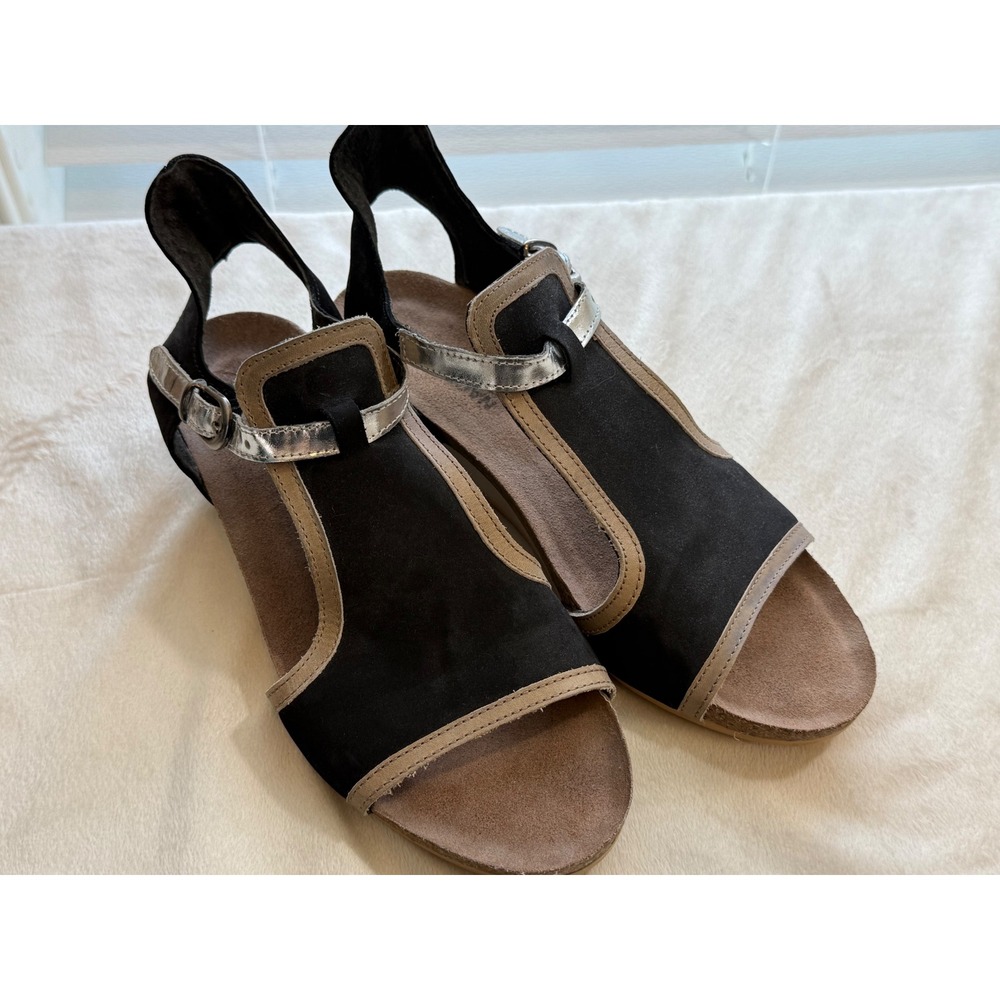 Naot Fiona Women's 10 Black Suede Wedge Sandals Boho Resort Comfort